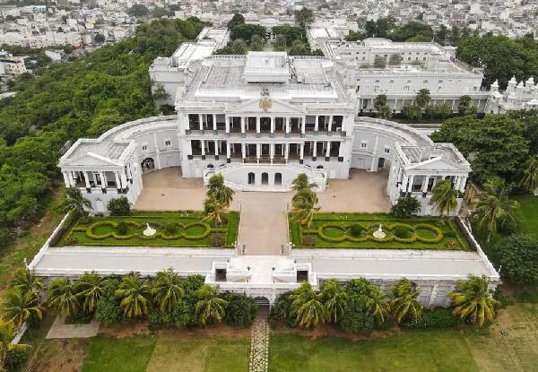 Falaknuma palace