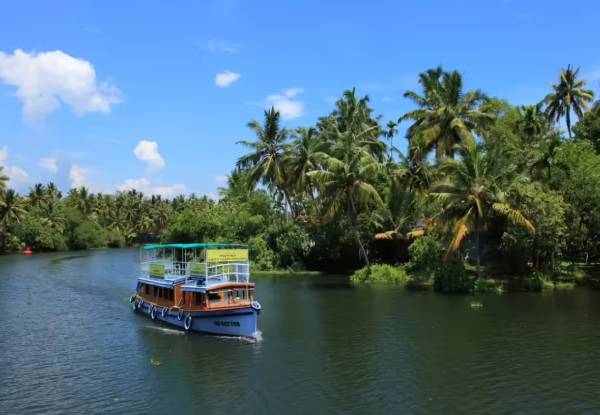 Ashtamudi Lake