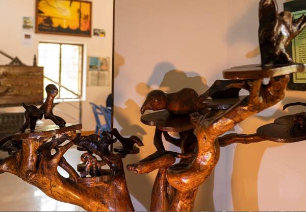 Bay Island Driftwood Museum