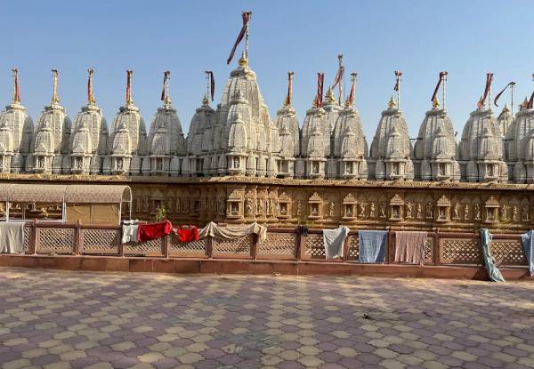 Shri Parsvanath Temple Shankeshwar