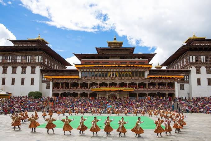 Paro Riverside & Monastery Tour