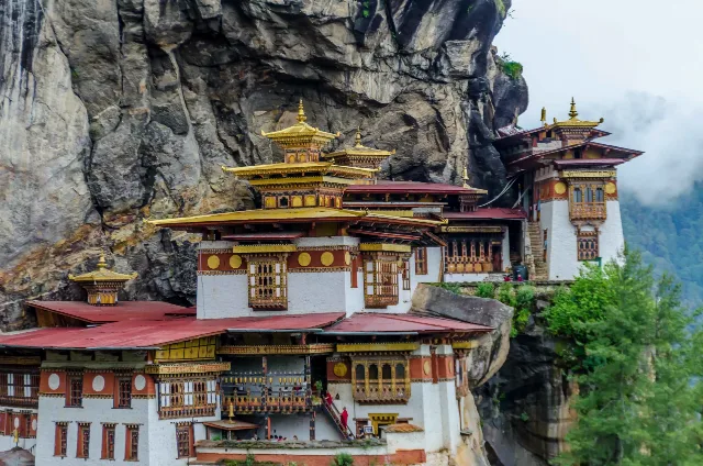 Explore Tiger's Nest Monastery and Paro Valley