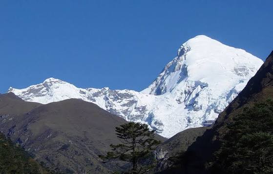 Jomolhari Trek Himalayan Expedition