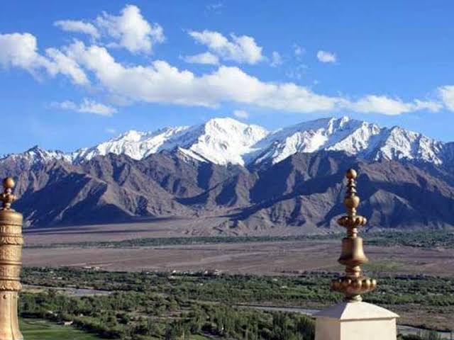 Markha Valley Trek Expedition