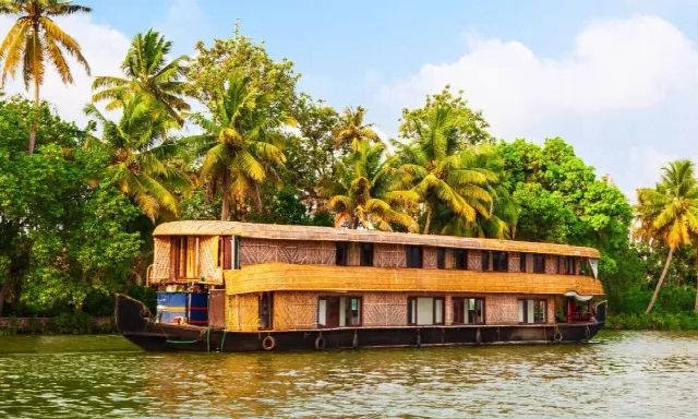 Golden Triangle with Kerala Backwater Tour