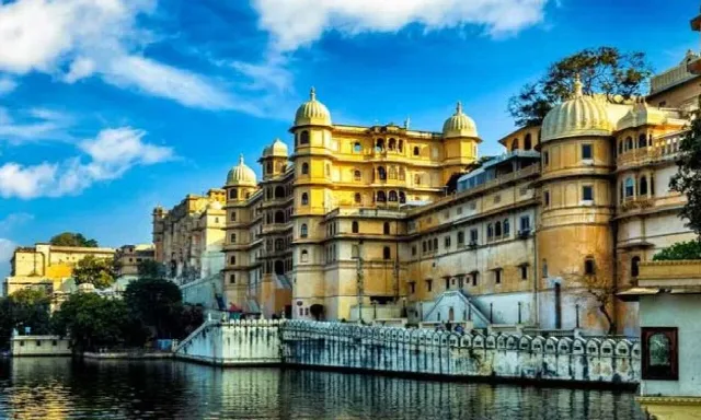 Golden Triangle with Udaipur Tour
