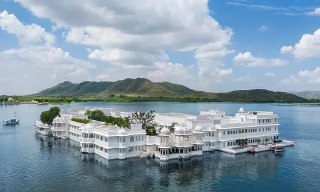 Golden Triangle with Udaipur Tour