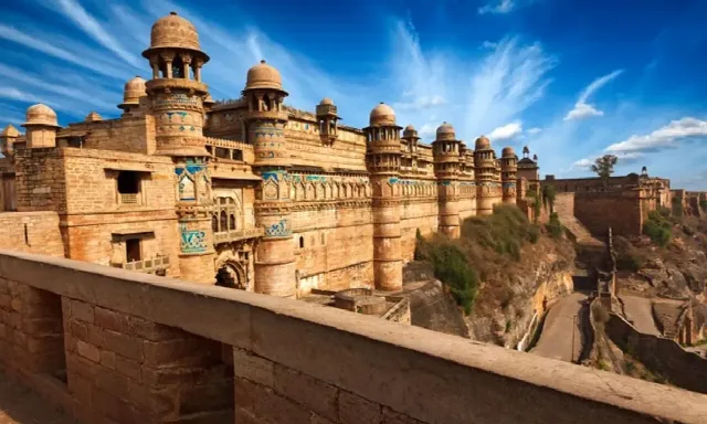 Golden Triangle tour with Gwalior