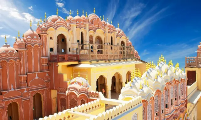 Golden Triangle Tour with Khajuraho and Varanasi
